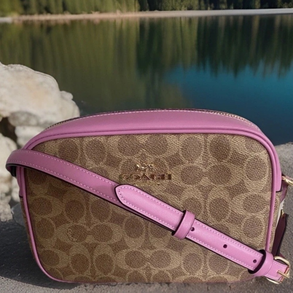 🆕 Coach Jamie CZ186 Signature Canvas & Leather Crossbody Camera  Bag Tan/Fuxchia